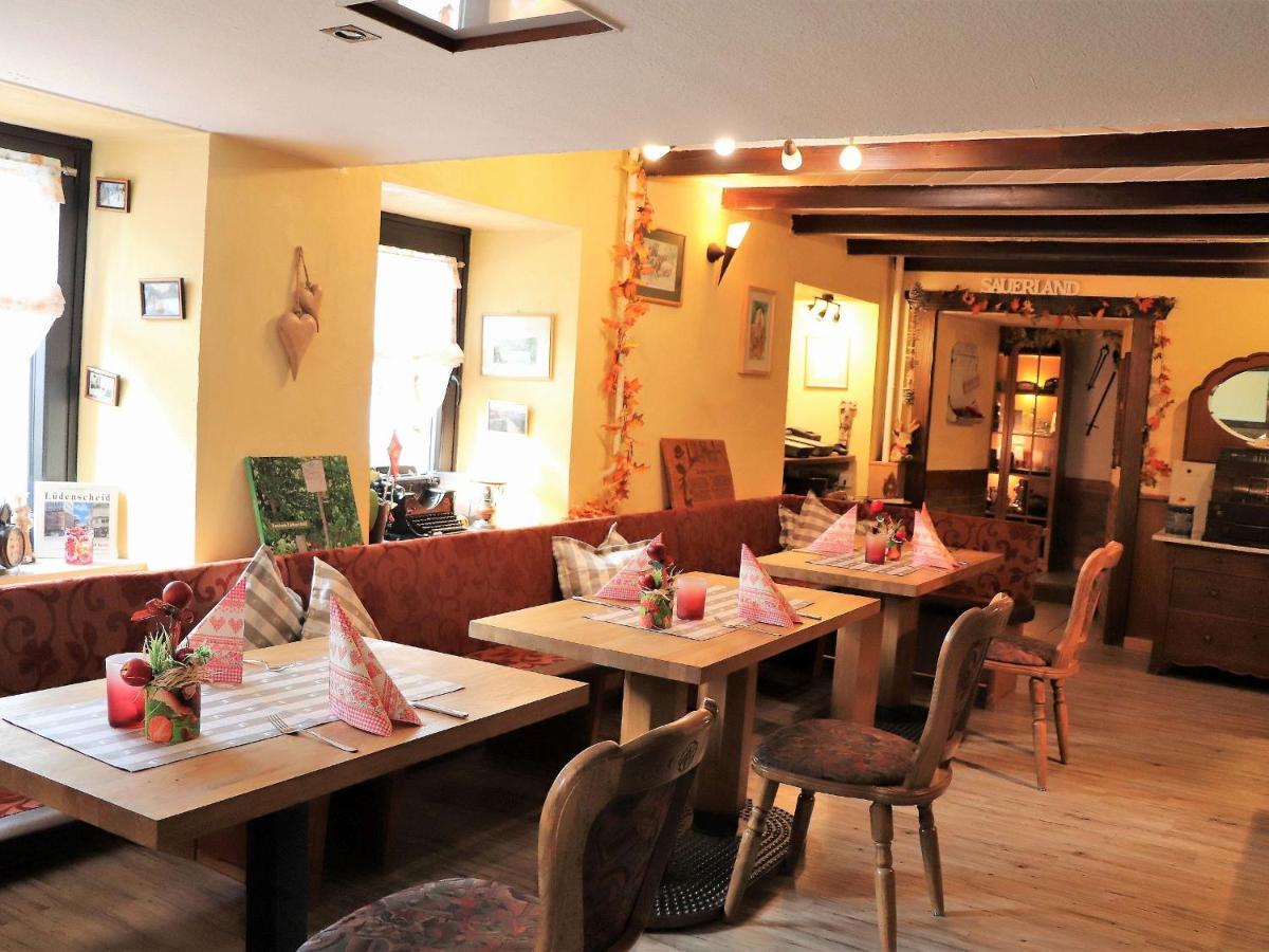 Cafe-Restaurant Vedder Hotel Herscheid Eksteriør billede
